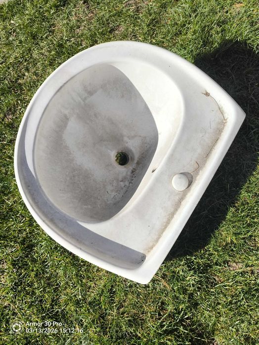 керамични мивки за баня