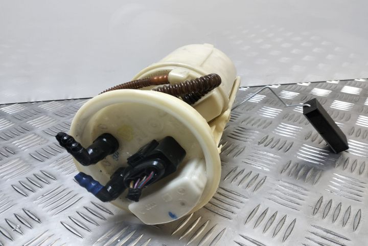 Pompa combustibil 1J0919051H Volkswagen VW Golf a 4-a generatie