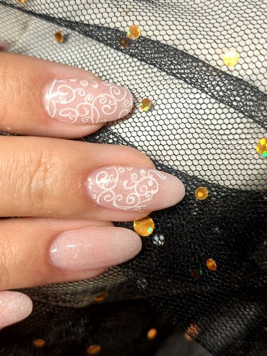 Unghii gel Câmpulung