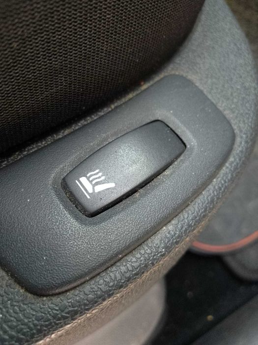 Schimb/3.000€ Renault Clio 1.2 benzina Consum 5%