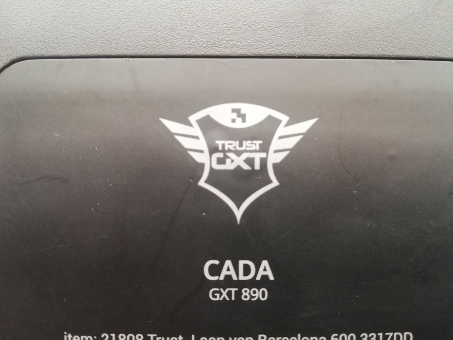 TRUST GXT 890 Cada  механична клавиатура с RGB подсветка