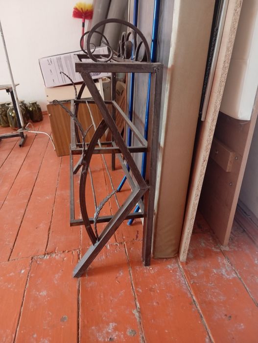 Сатылады срочно 6000 тг