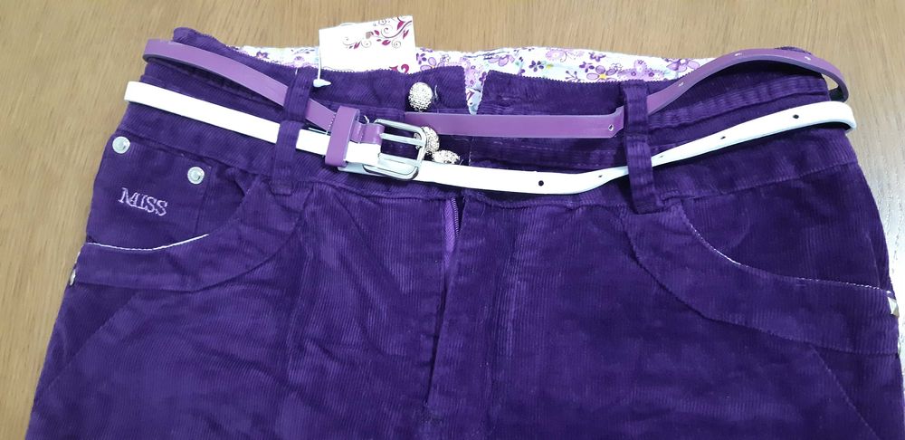 pantaloni de fete de catifea