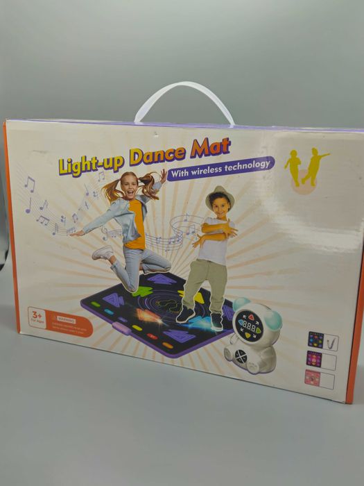 Нов!Светещ танцуващ килим с безжичен контролер и музикални режими (3+)