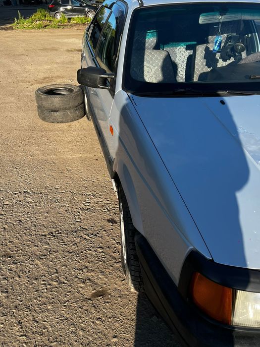 Продам автомобиль VW Passat b3
