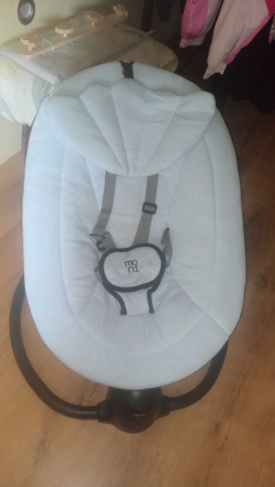 Бебешка люлка MONI