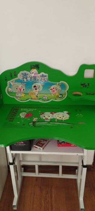 Стол для детей 3-6лет