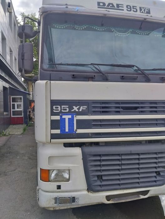 Продам фуру daf с рефом холодильник