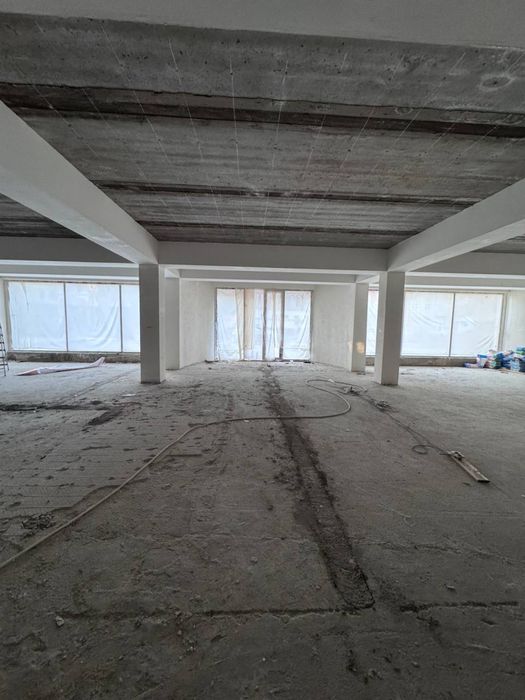 Продается коммерческая недвижимость на Лабзаке (круг Абая).