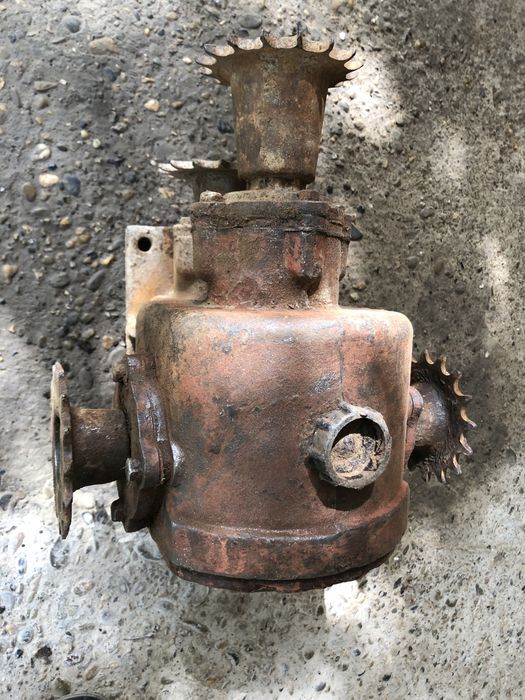 Редуктор угловой