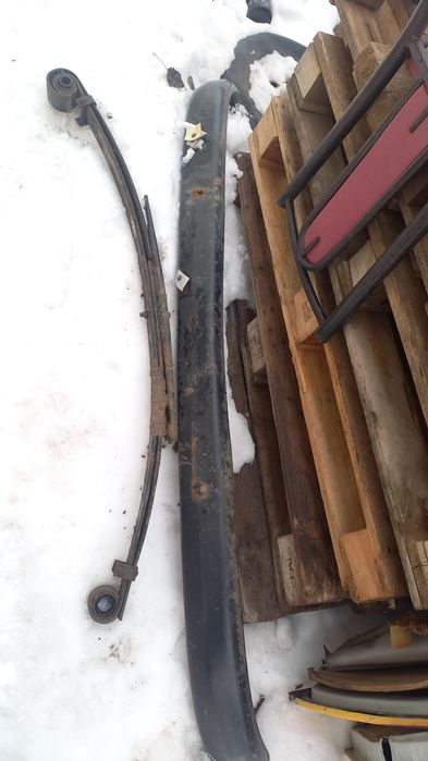 Продам запчасти уаз рессор на прицеп