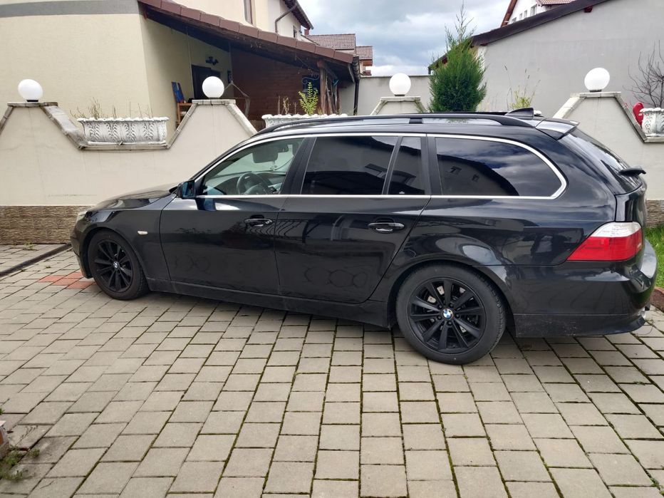 Vând BMW e61 n47 automat