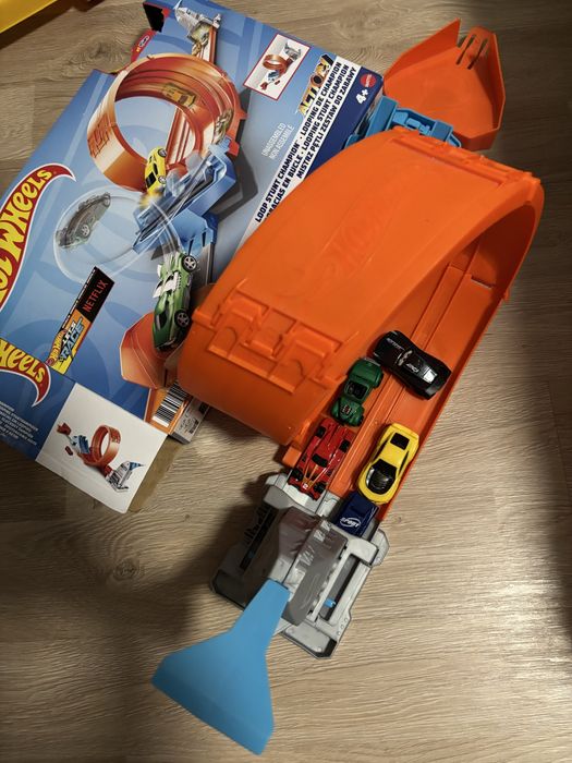 Писта за игра hot Wheels