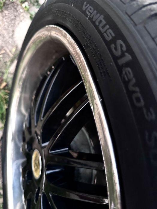 Джанти с гуми Hankook 22”
