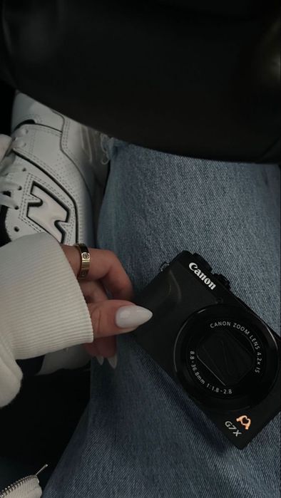 Canon G7X Mark III