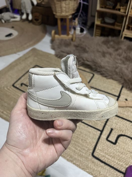 Кроссовки джордан все оргинал со штих кодами об оригинальности