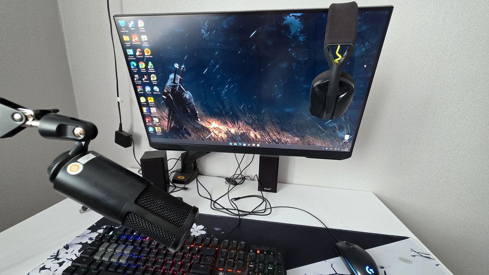 Игровой компьютер с комплектом