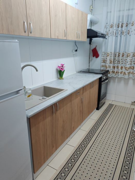 Ap 2  camere de închiriat, sect 6, metrou Păcii