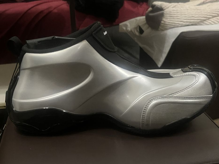 Balenciaga за продажба