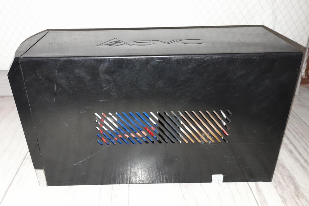 Продам ИБП SVC1000F рабочий