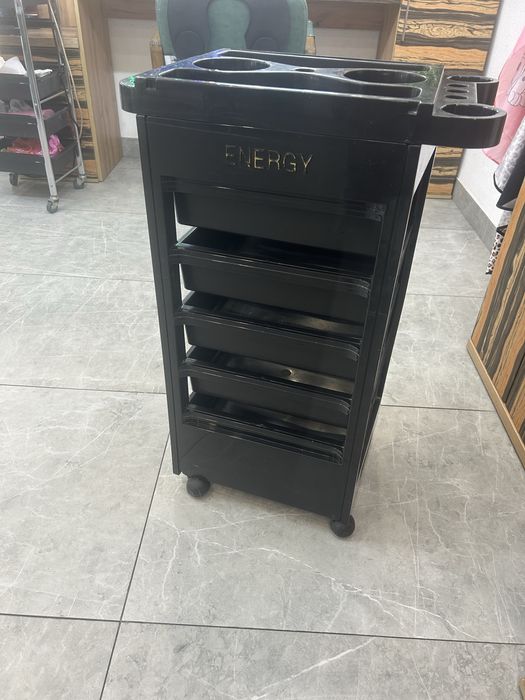 Продам парикмахерский помошник