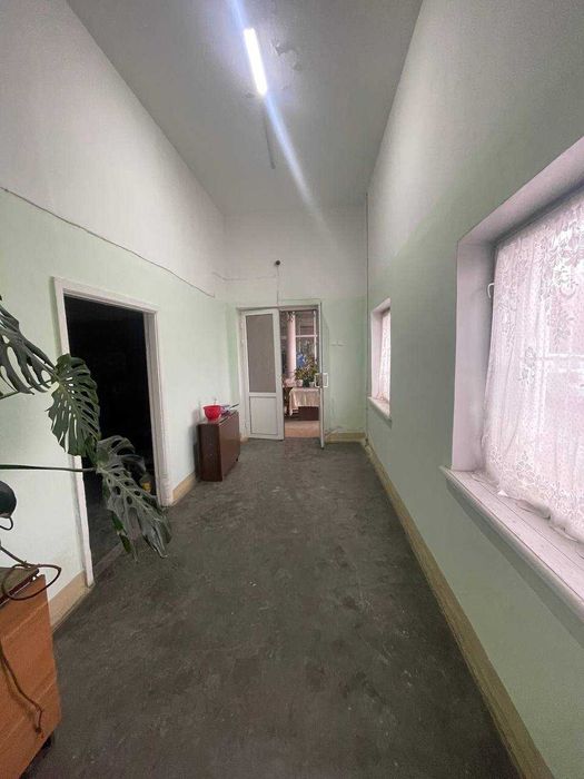 Нотурар бино сотилади № 384