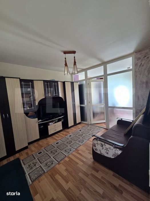 Apartament decomandat cu terasa si parcare, 2 camere, zona de case, Fl