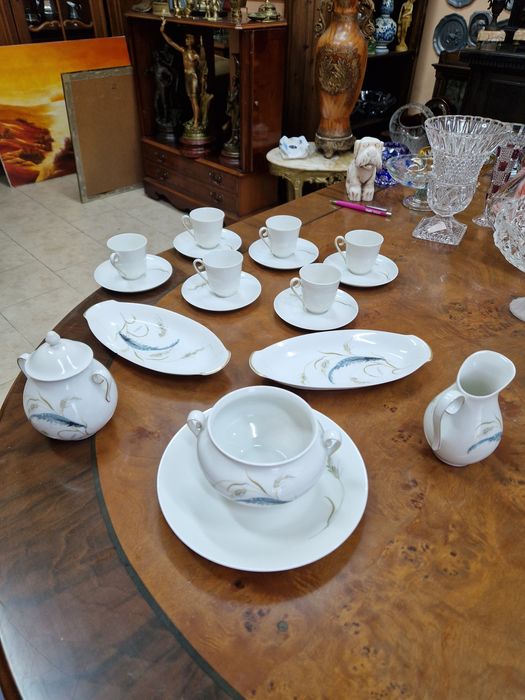 Рядък антикварен френски сервиз за кафе ROYALE D'ARTOIS LIMOGES