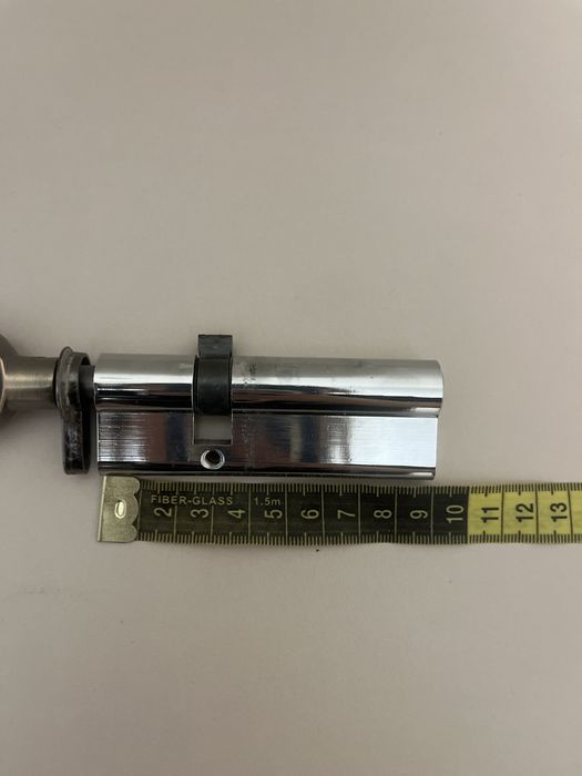 Продам 2 дверных замка