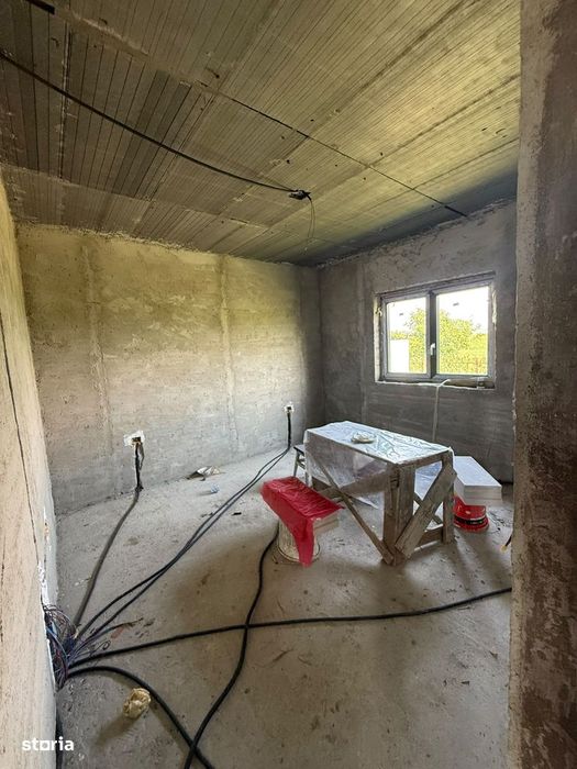 De vanzare casa cu teren 700 mp, Rusi Ciutea