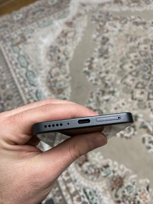 Продам Redmi note 13