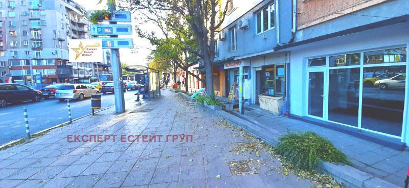 Дава се под наем Магазин в София, Оборище - 40 кв.м за 500 € - Снимка #2