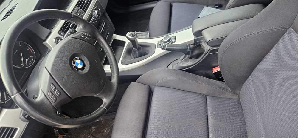 Dezmembrez  Bmw 320d 184cp