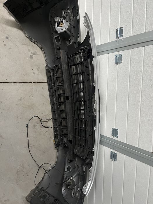 Bara față Peugeot 3008 2013