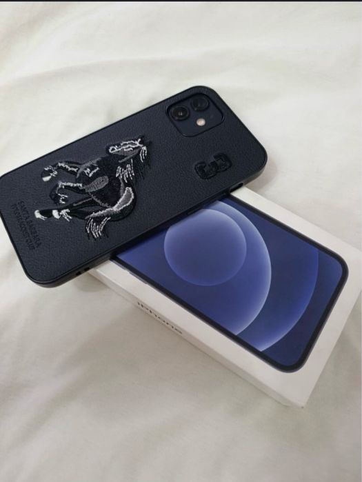 Айфон 12  64 gbПолный комплект