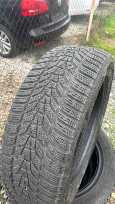 Продавам 4 бр зимни гуми 225/55/18 Hankook winter icept evo 3 x D 2024