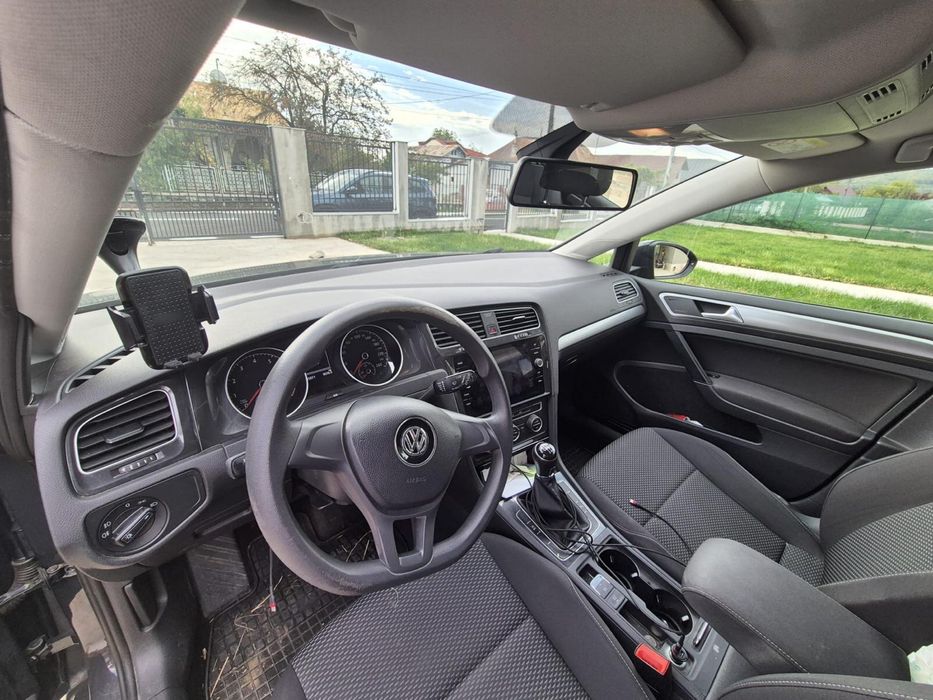 Vand Volkswagen Golf 7 Facelift 2018 1.0 TSI - UNIC PROPRIETAR