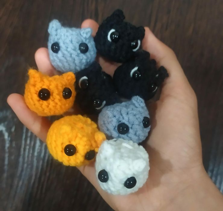 Продам вязаные игрушки