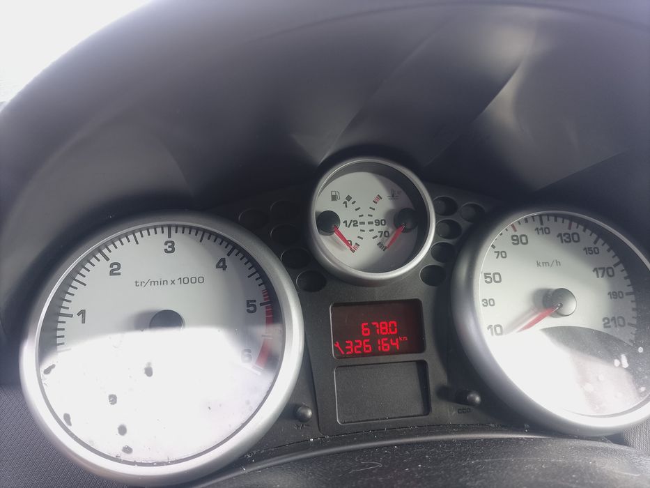 Peugeot 207sw 1.6 diesel