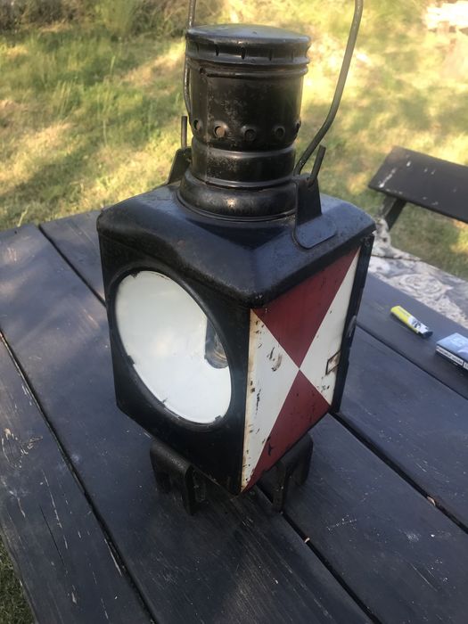 Felinar db76, lampa germana tren cfr