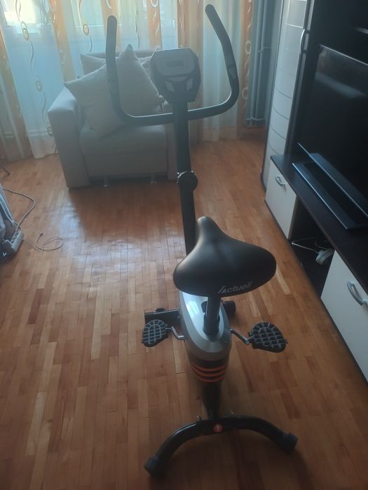 Bicicleta pentru fitness