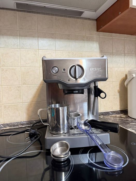 Кофеварка bork c700