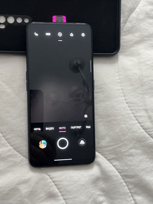 Телефон OPPO Reno z2