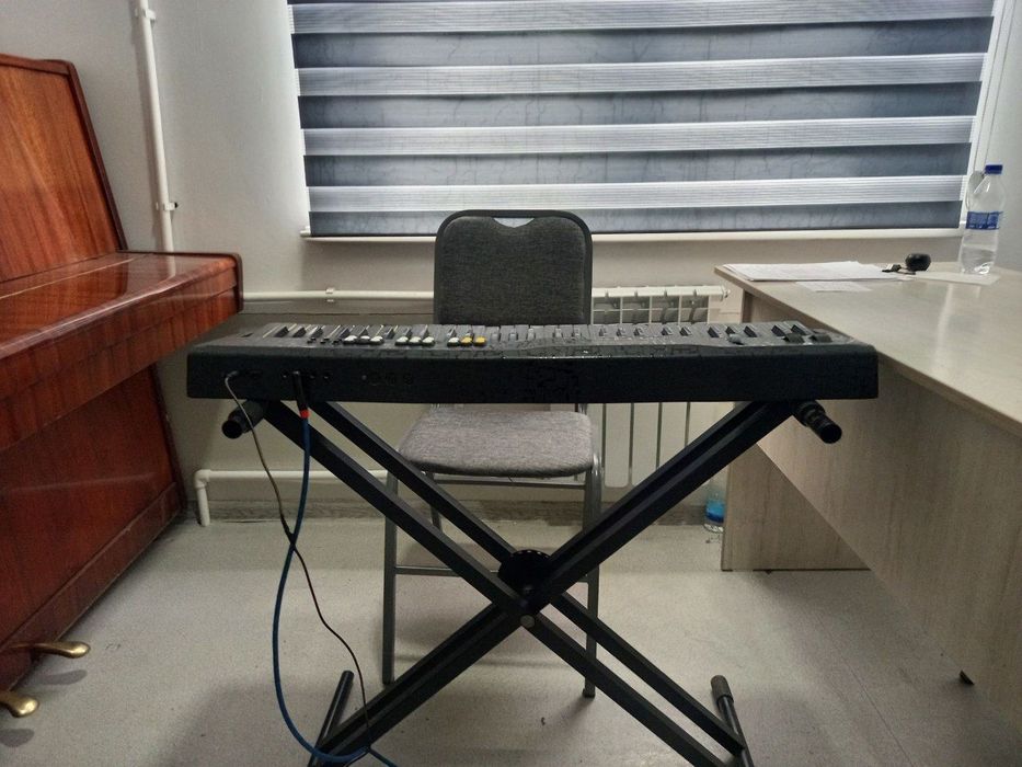 Korg x5 sotladi yoki abmen