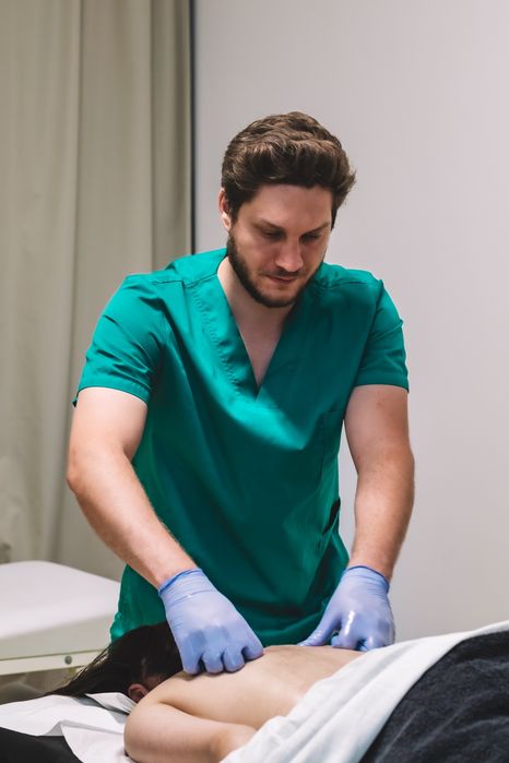 • Kinetoterapie • Masaj Terapeutic | Brașov