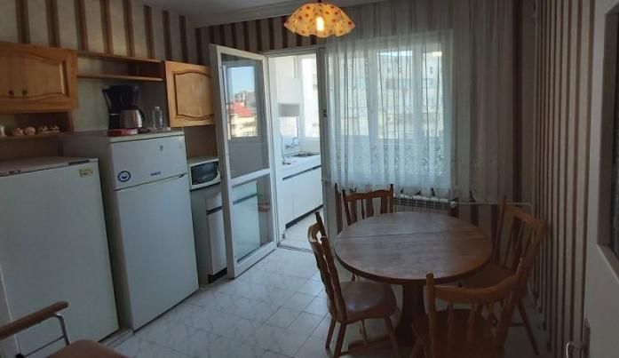 Дава се под наем Тристаен апартамент в София, Люлин 6 - 81 кв.м за 375 € - Снимка #2