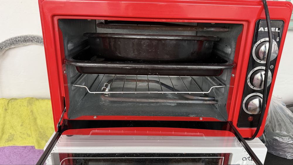 Продам Духовку Asel