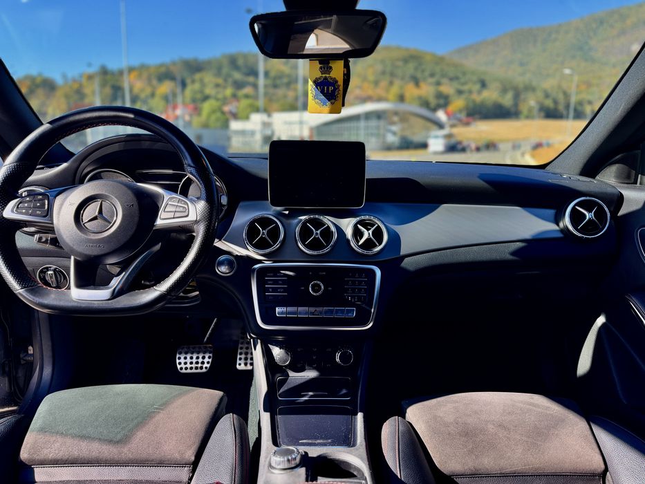 Mercedes Benz CLA 180 2018