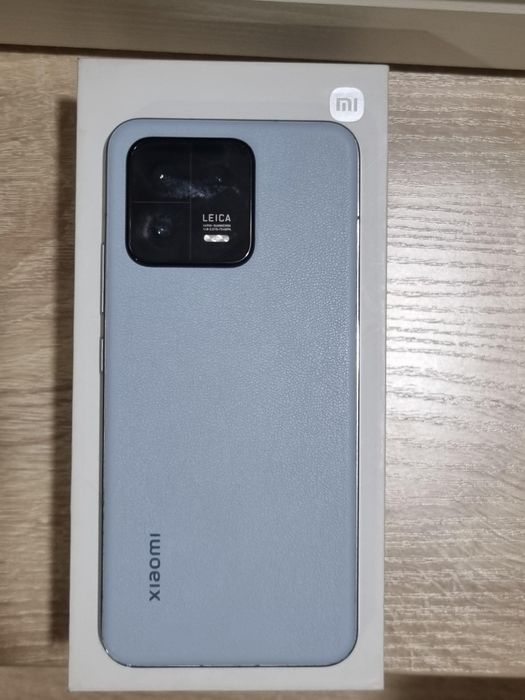 Xiaomi 13 12/256 обмен