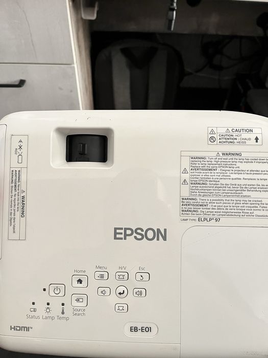 Проектор LCD Epson EB-E01